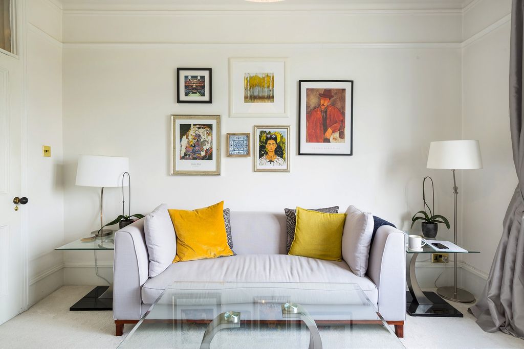 Property photo 3 of 10 Picture 3