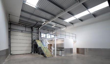 Property photo 2 of 4 692 Stirling Road 2.Jpg