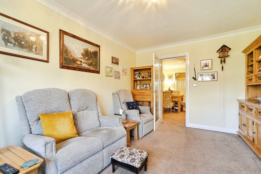 Additional image 18 of 2 bed flat for saleSalters Garden, Pudsey LS28