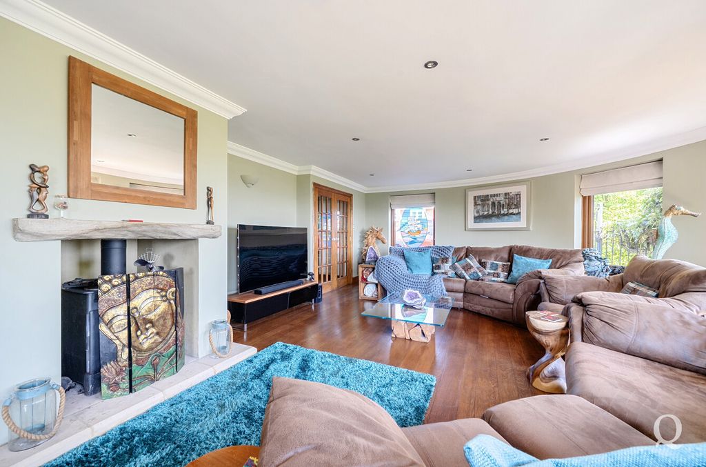 Property photo 3 of 36 2Bbaeaa3-4d1F-4Ec...