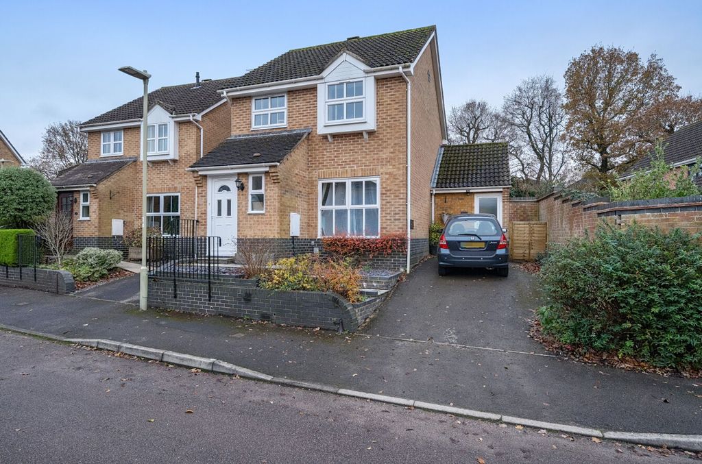 Property photo 1 of 22