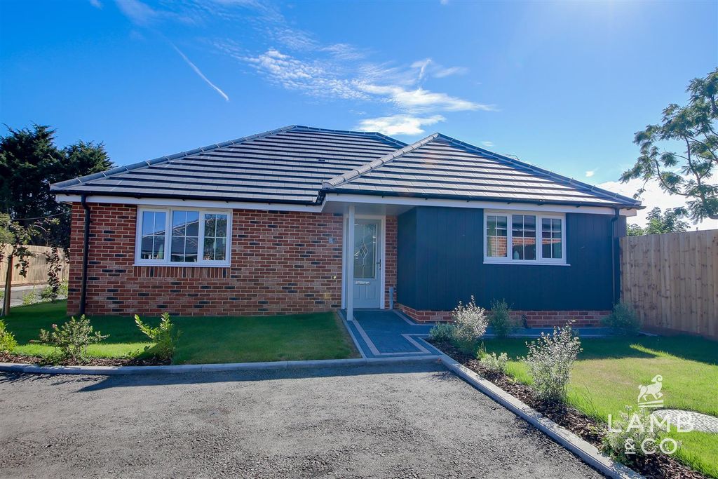 Property photo 1 of 15