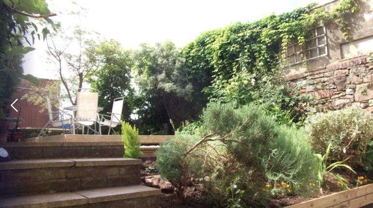 Property photo 2 of 6 Picture No. 01