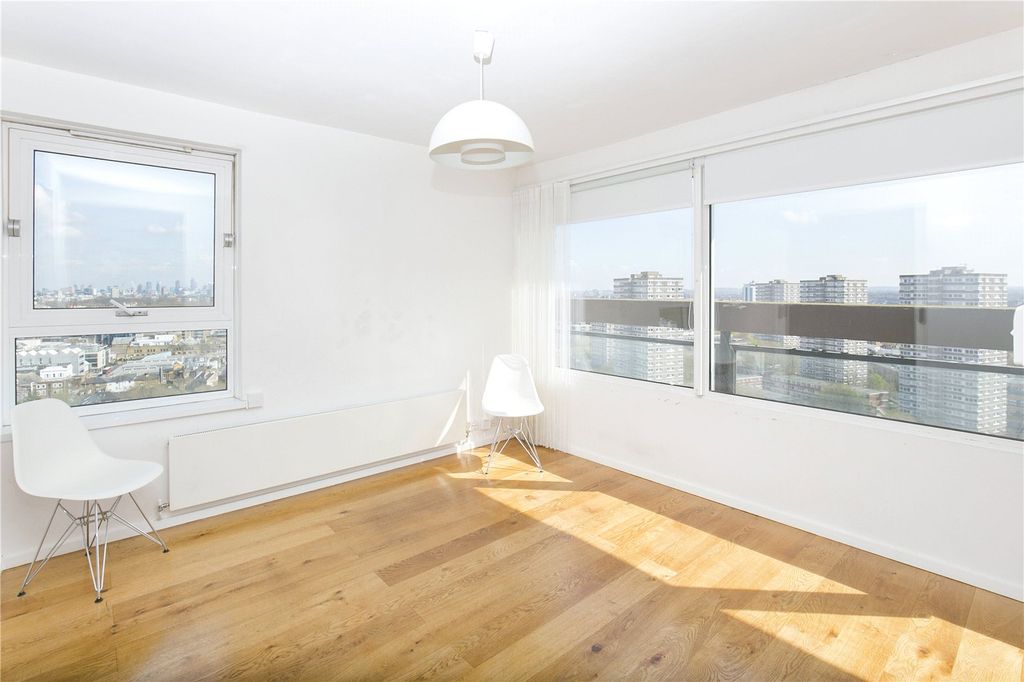 Property photo 3 of 9 Picture No. 07