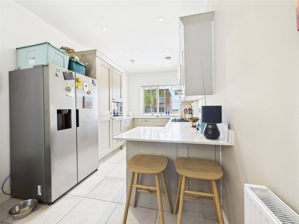 Property photo 2 of 22 Picture No. 15