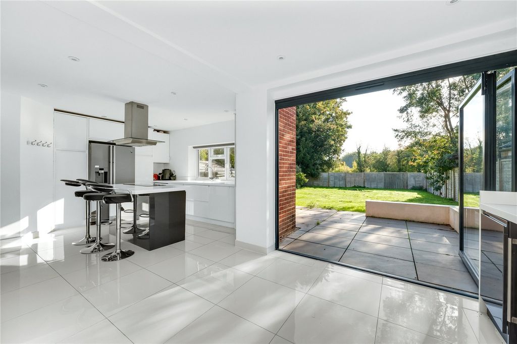 Property photo 2 of 7 Picture 2