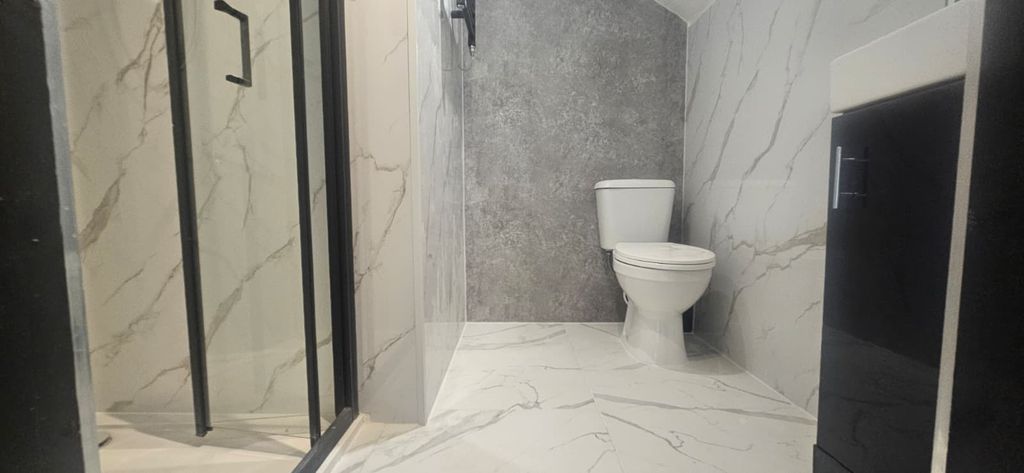 Property photo 2 of 2