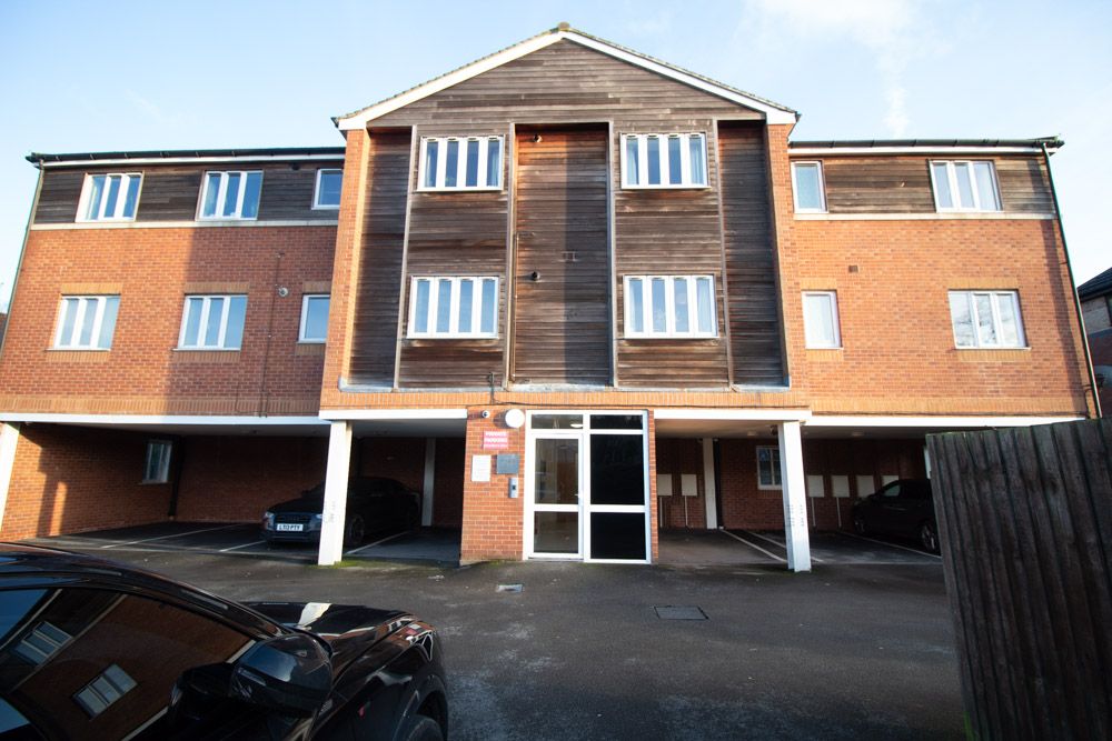 Property photo 1 of 6