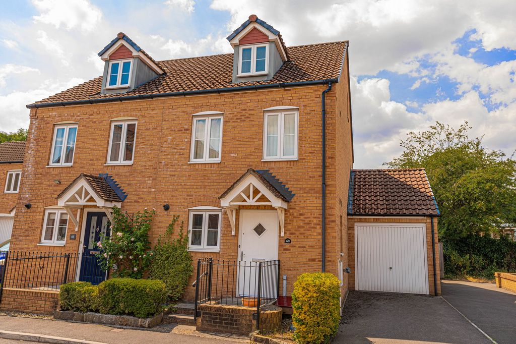 Property photo 1 of 35