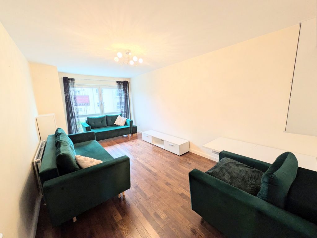 Property photo 3 of 10 Picture No. 12