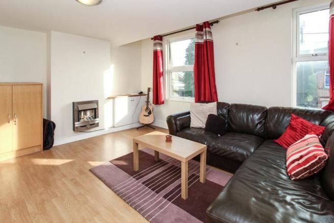 Property photo 2 of 7