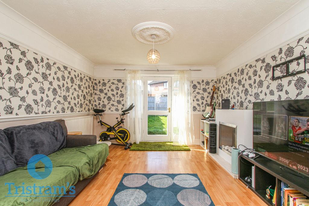 Property photo 2 of 15 Img_4852