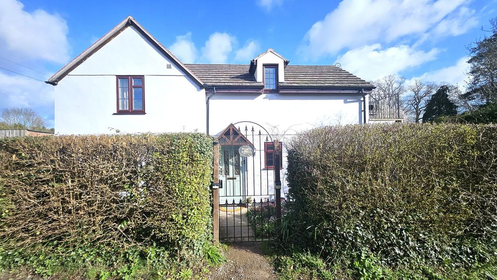 Property photo 1 of 84