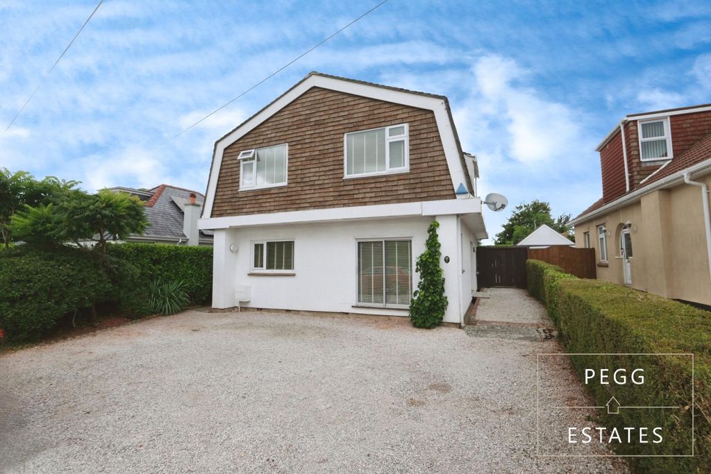 Property photo 1 of 28