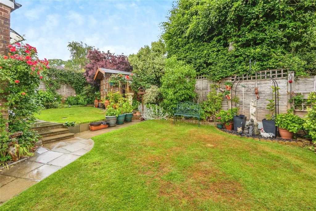 Property photo 1 of 16 Picture No. 15