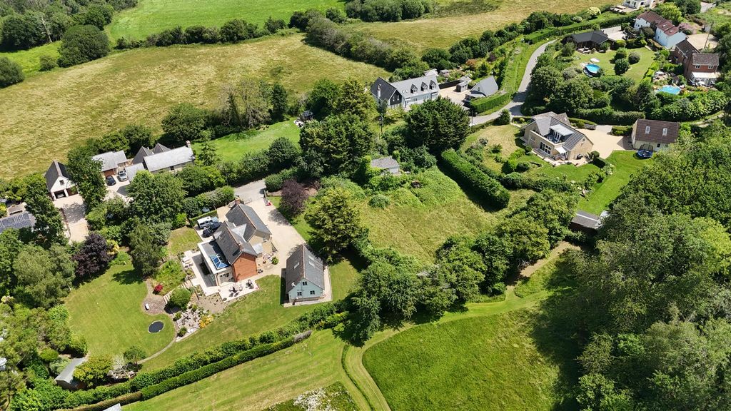 Property photo 1 of 6 Dji_Fly_20260625_130404_0020_1782390763525_Photo.J