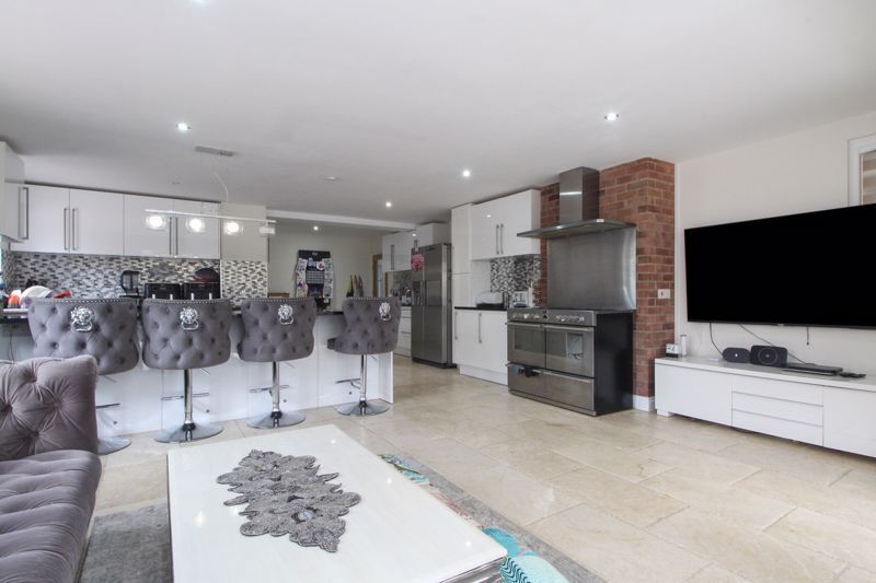 Property photo 2 of 41 Kitchen/Family Room