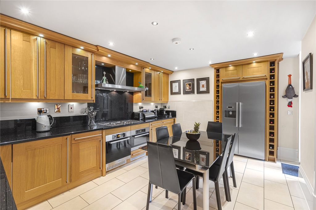 Property photo 3 of 15 Picture No. 34