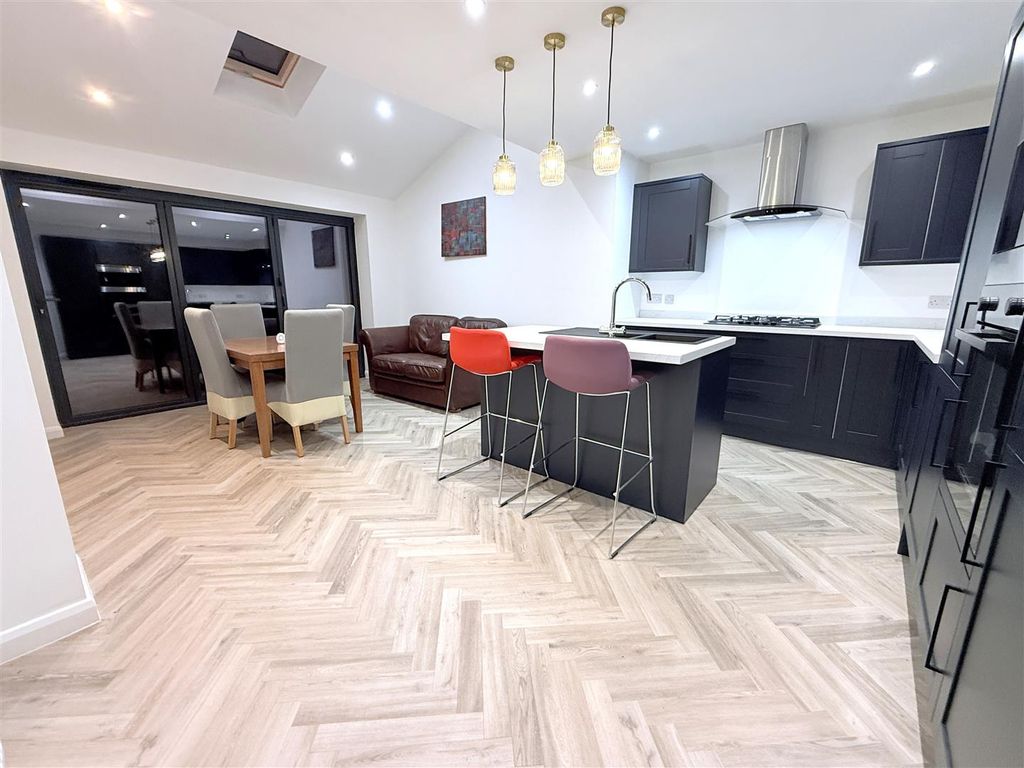 Property photo 2 of 21 Img_7218.Jpg