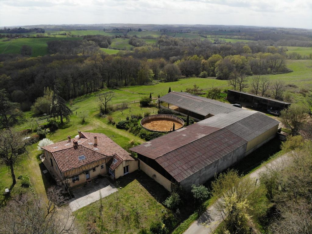 Property photo 1 of 30 Magnificent Equestrian Property On 40 Hectares Of Land