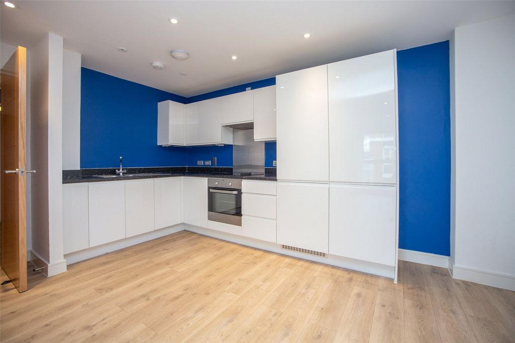 Property photo 3 of 14 Picture No. 04