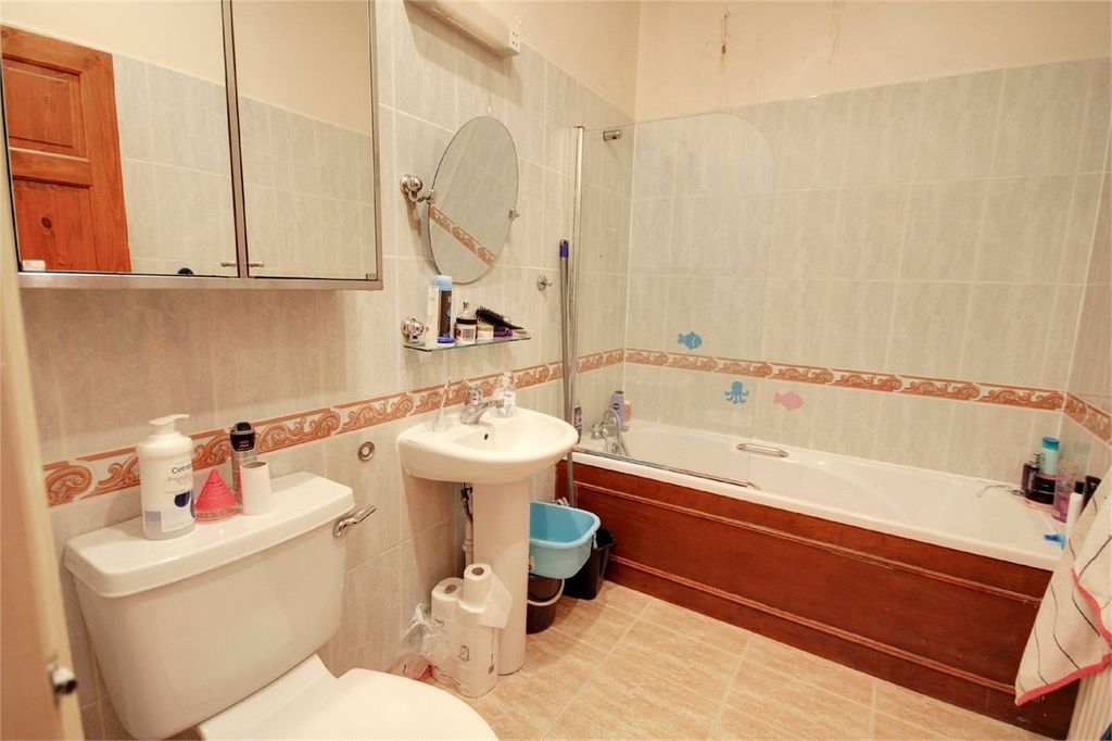 Property photo 2 of 2 Picture No. 04