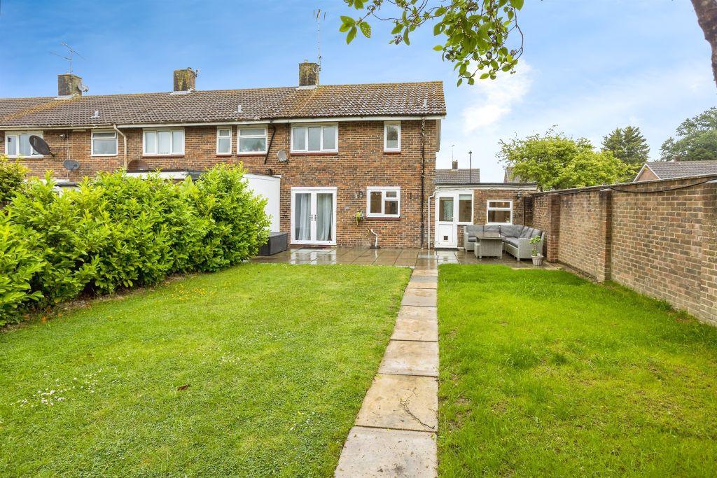 Property photo 2 of 17