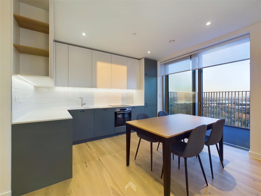 Property photo 2 of 16 Cam02700G0-Pr0080-Still018.Jpg