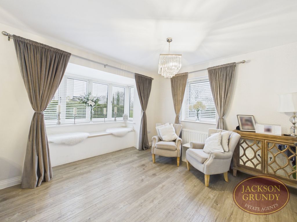 Property photo 2 of 16 Croxden Way