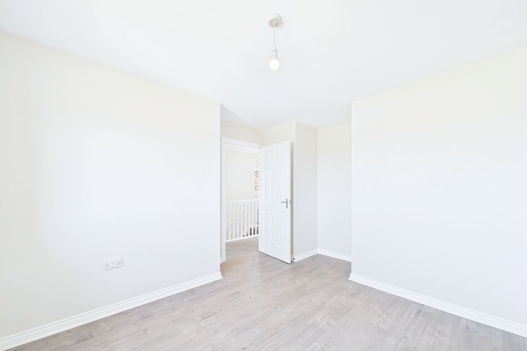 Additional image 17 of 3 bed semi-detached house to rentWhitehaugh Road G53