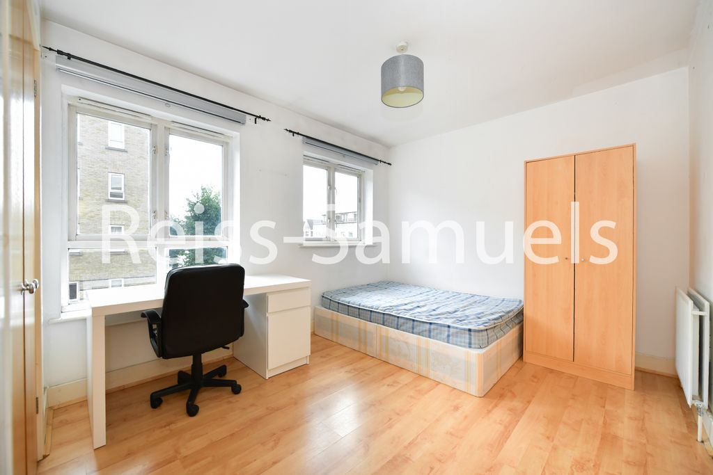 Property photo 3 of 51