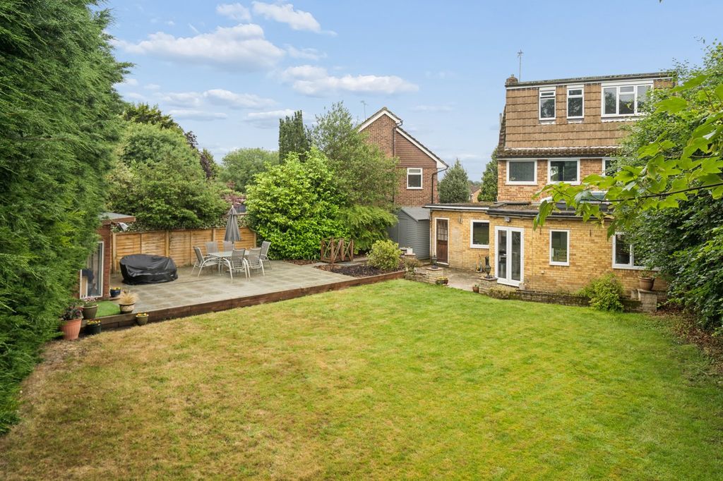 Property photo 2 of 23