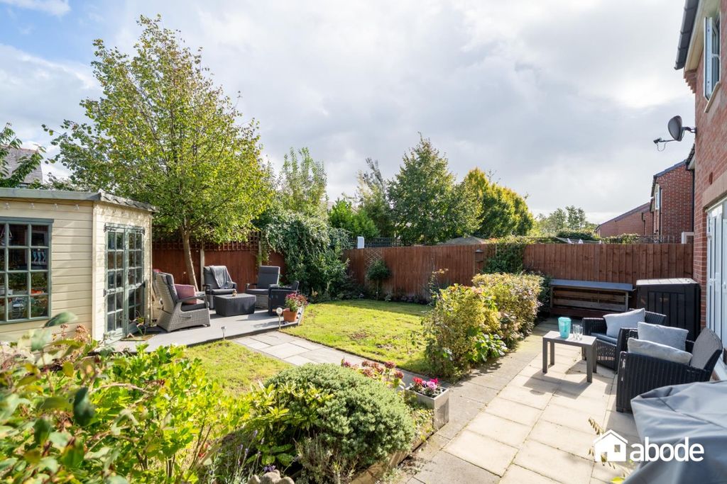 Property photo 2 of 35 Dsc04183-Hdr.Jpg