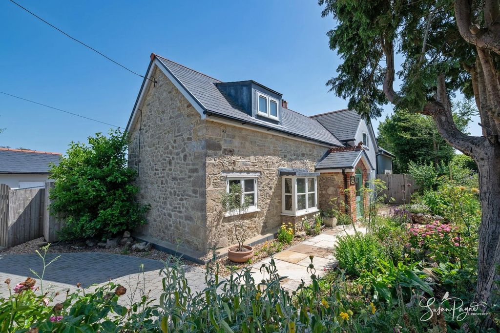 Property photo 1 of 55
