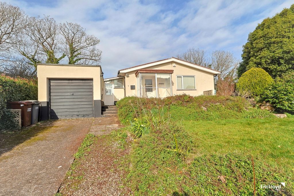 Property photo 1 of 19 Photo 23