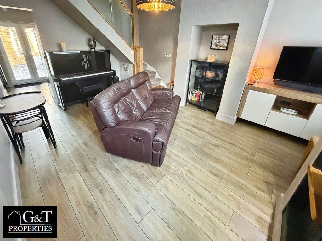 Property photo 3 of 26 Reception Room