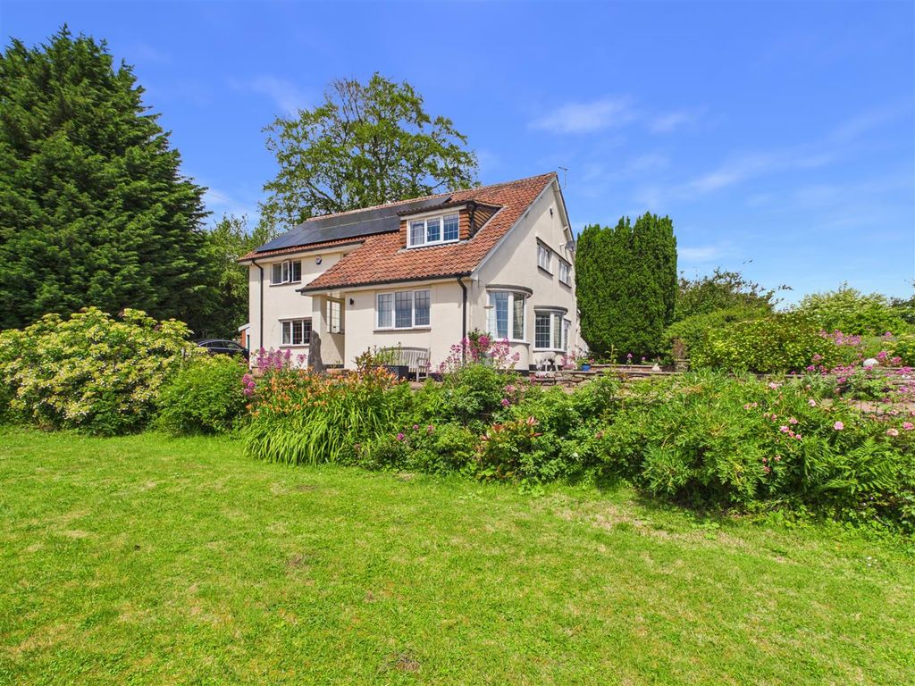 Property photo 1 of 39