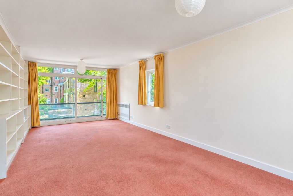 Property photo 2 of 11 Photo 1