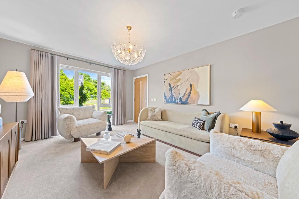 Property photo 2 of 6 Lounge