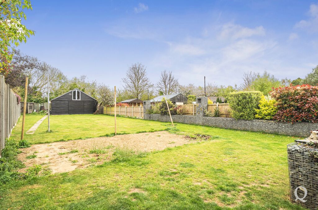 Property photo 3 of 23 E25E7A76-c76F-457...