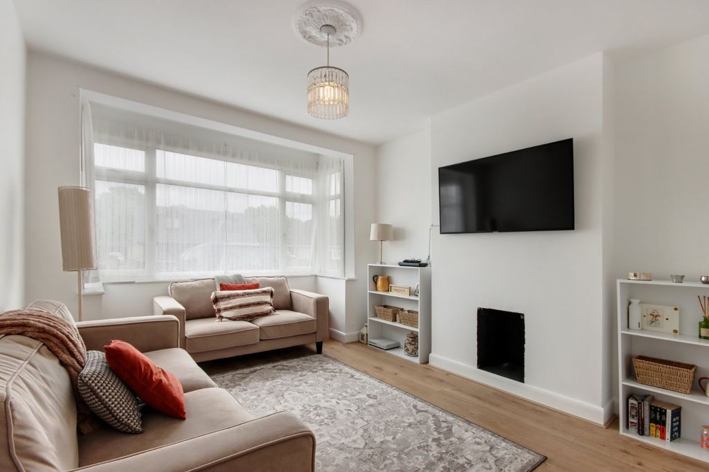 Property photo 2 of 15 Reception Room
