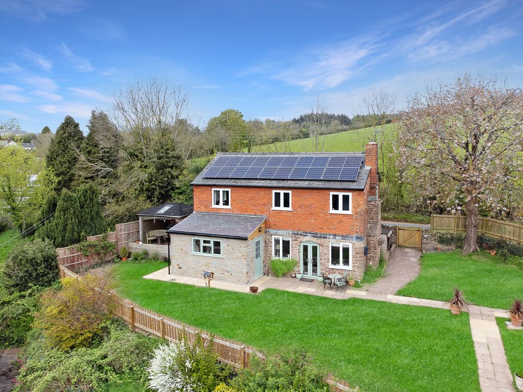 Property photo 1 of 14 The Chalice-28