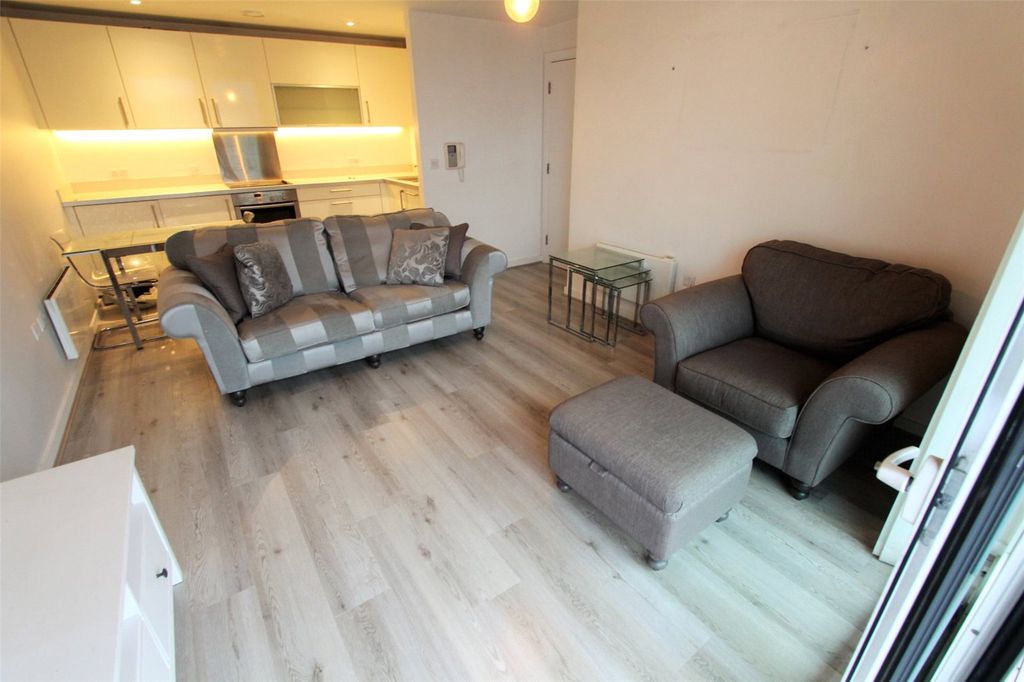 Property photo 2 of 8 Picture No. 05