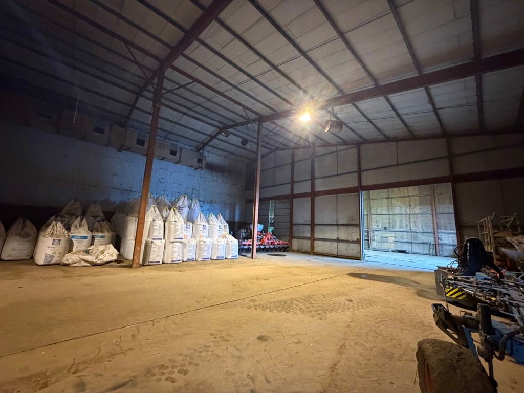 Property photo 2 of 2 Photo 3