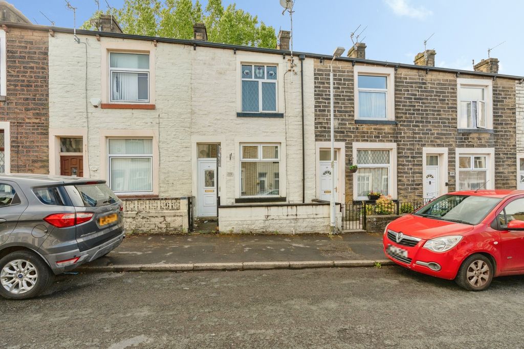 Property photo 1 of 14 Pbox-Img.Jpg