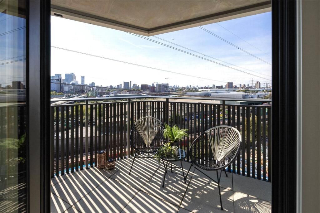 Property photo 3 of 14