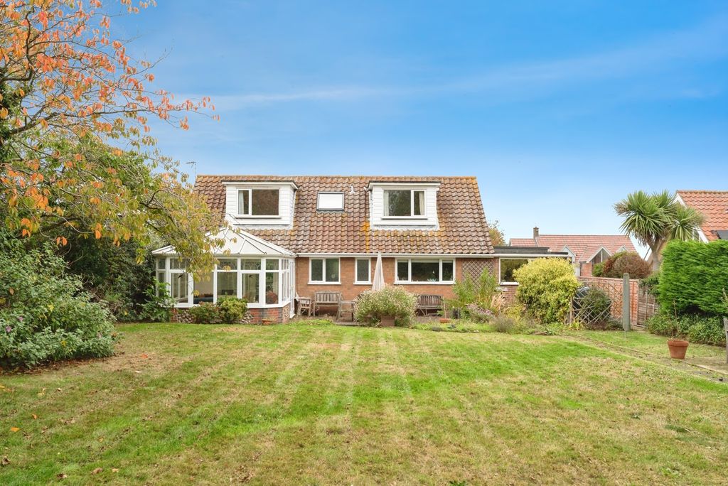 Property photo 2 of 23 Photo