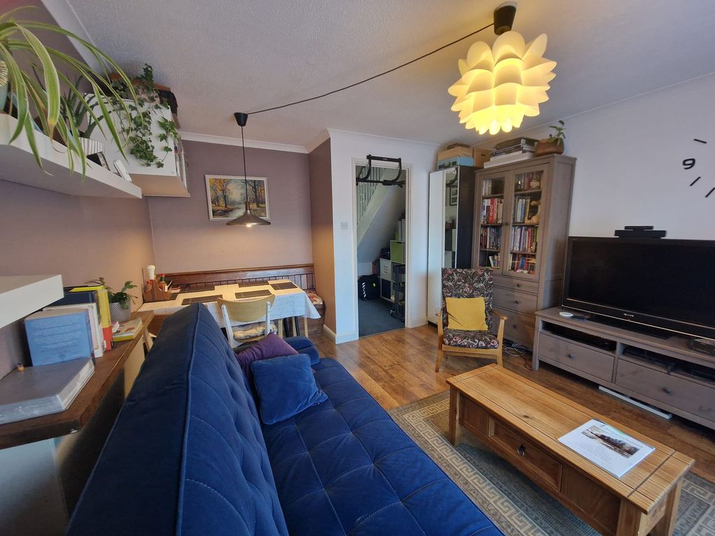 Property photo 3 of 20
