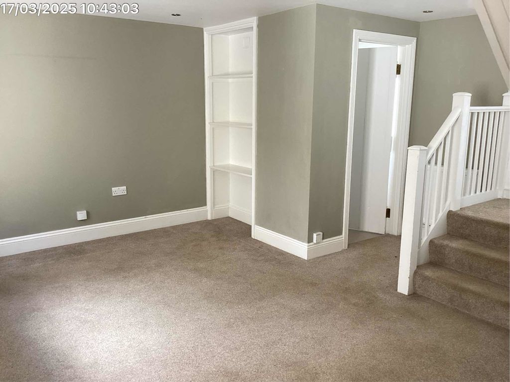 Property photo 3 of 17 Photo 17