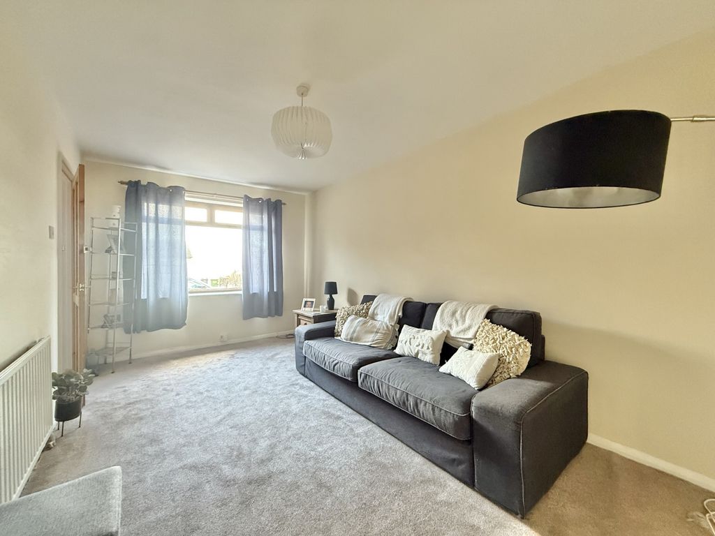 Property photo 2 of 17 Photo 2